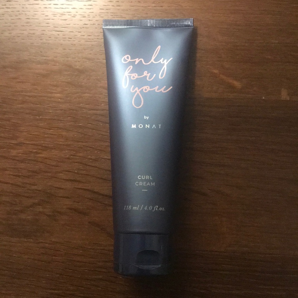 Monat Curl Cream